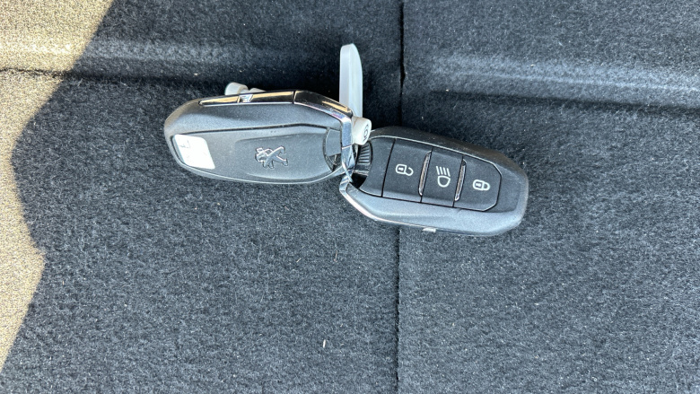 Peugeot 5008 1.5 BlueHDi GT 5dr EAT8 Diesel Estate